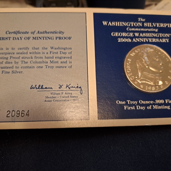 George Washington 250th anniversary  1982 one ounce silver numbered  in blister - Picture 3 of 6